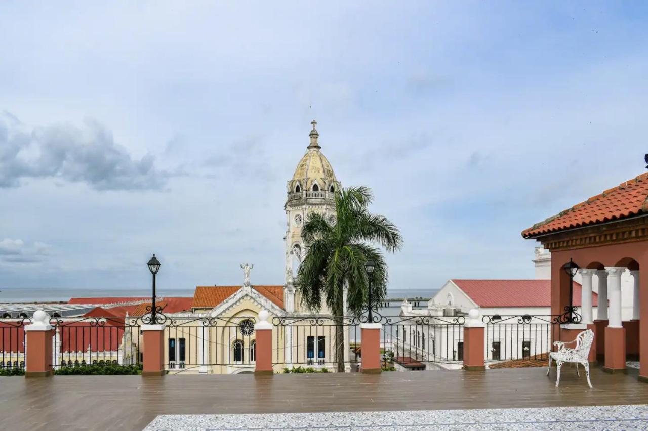 Amazinn Places Teatro Nacional Kota Panama Bagian luar foto